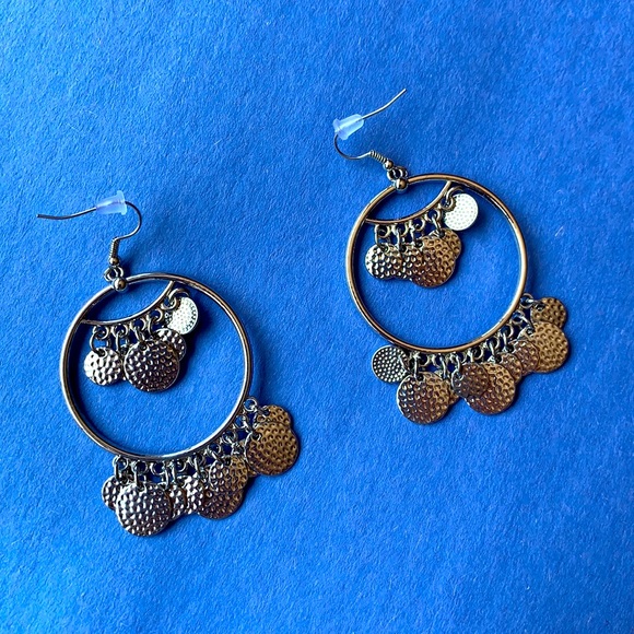 NWOT Dangly Coin Hoop Earrings - Picture 4 of 6